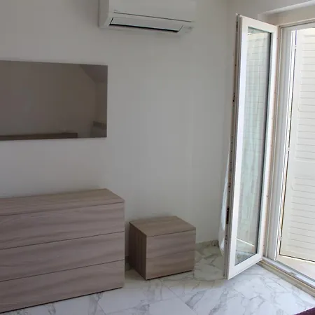 Palm Apartment